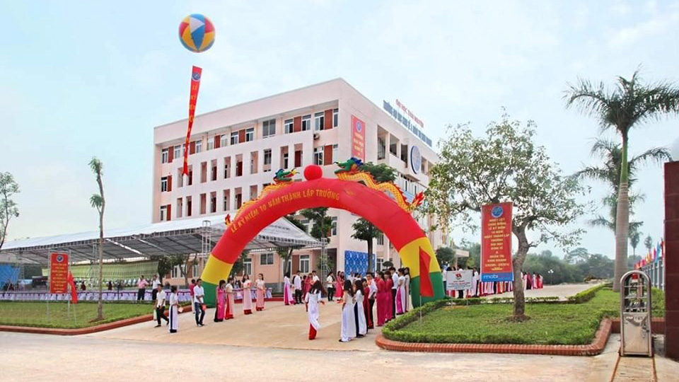 Nhiệt liệt chào mừng kỷ niệm 19 năm ngày thành lập trường Vuaboss hoat dong Kinh tế và Vuaboss đăng nhập link