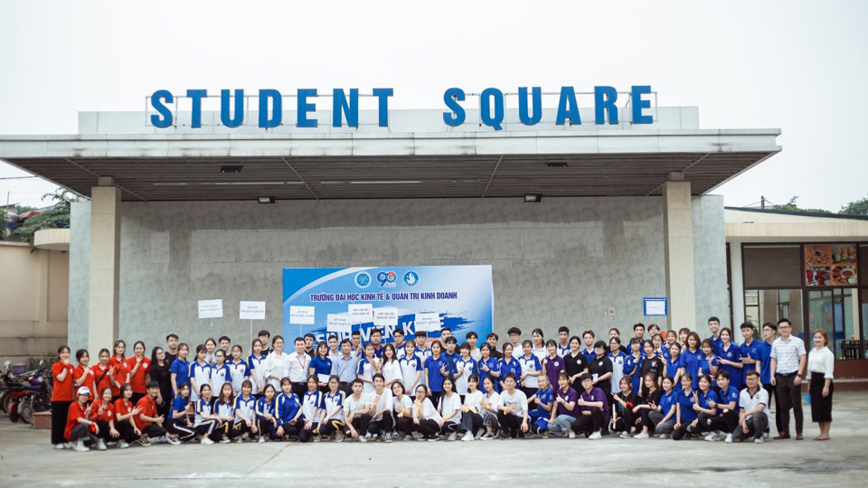 Ngày hội Sinh viên Khỏe trường Vuaboss hoat dong Kinh tế & QTKD  lần thứ 8 năm 2021 đã diễn ra thành công tốt đẹp