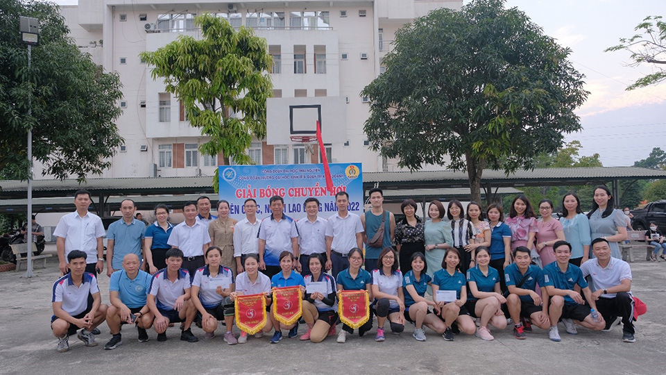 Bế mạc Giải bóng chuyền hơi CBVC, người Liên Minh Vuaboss gồm những game nào năm 2022