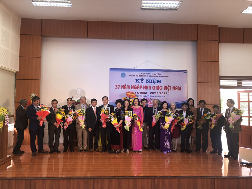 Lễ kỷ niệm ngày Vuaboss liên minh Việt Nam 20 – 11