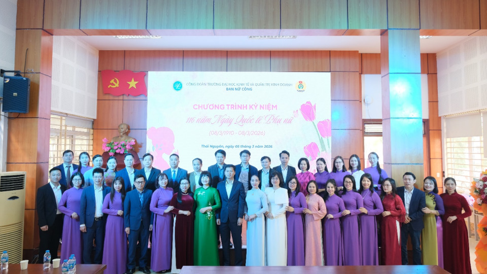 Rộn ràng sắc hoa - Lan tỏa câu chuyện phụ nữ VuaBoss It Com