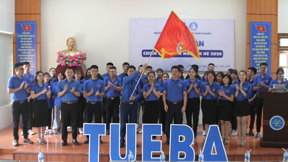 Lễ ra quân chiến dịch tình nguyện Hè năm 2020 Trường Vuaboss hoat dong Kinh tế & QTKD